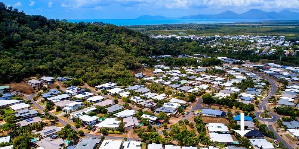 9 Catamaran Circuit, Trinity Beach, QLD 4879 AUS