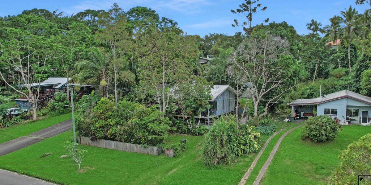 25 Barang Street, Kuranda, QLD 4881 AUS