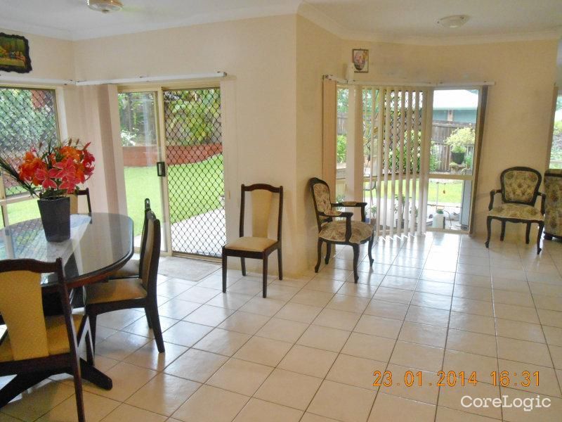 6 Thorpe Place, Bentley Park, QLD 4869 AUS