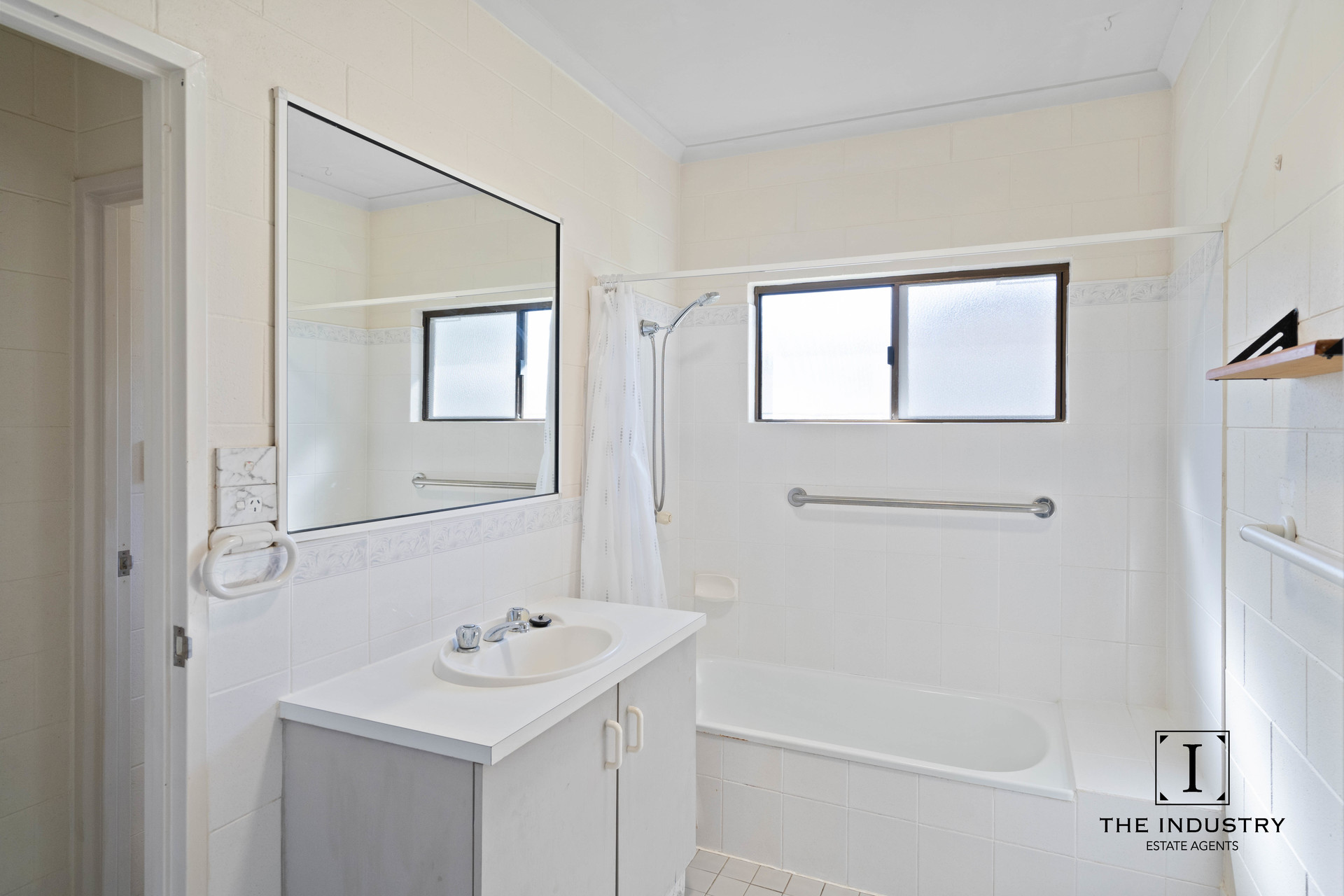 71 Resolution Drive, Bentley Park, QLD 4869 AUS