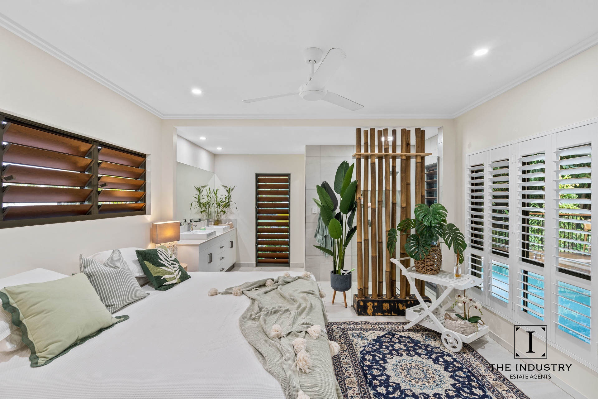1 Flow Close, Trinity Beach, QLD 4879 AUS