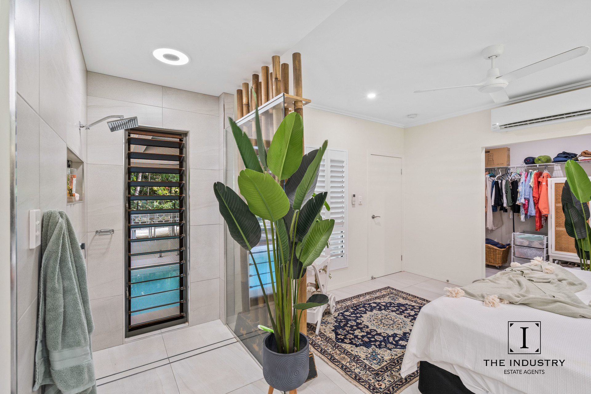 1 Flow Close, Trinity Beach, QLD 4879 AUS