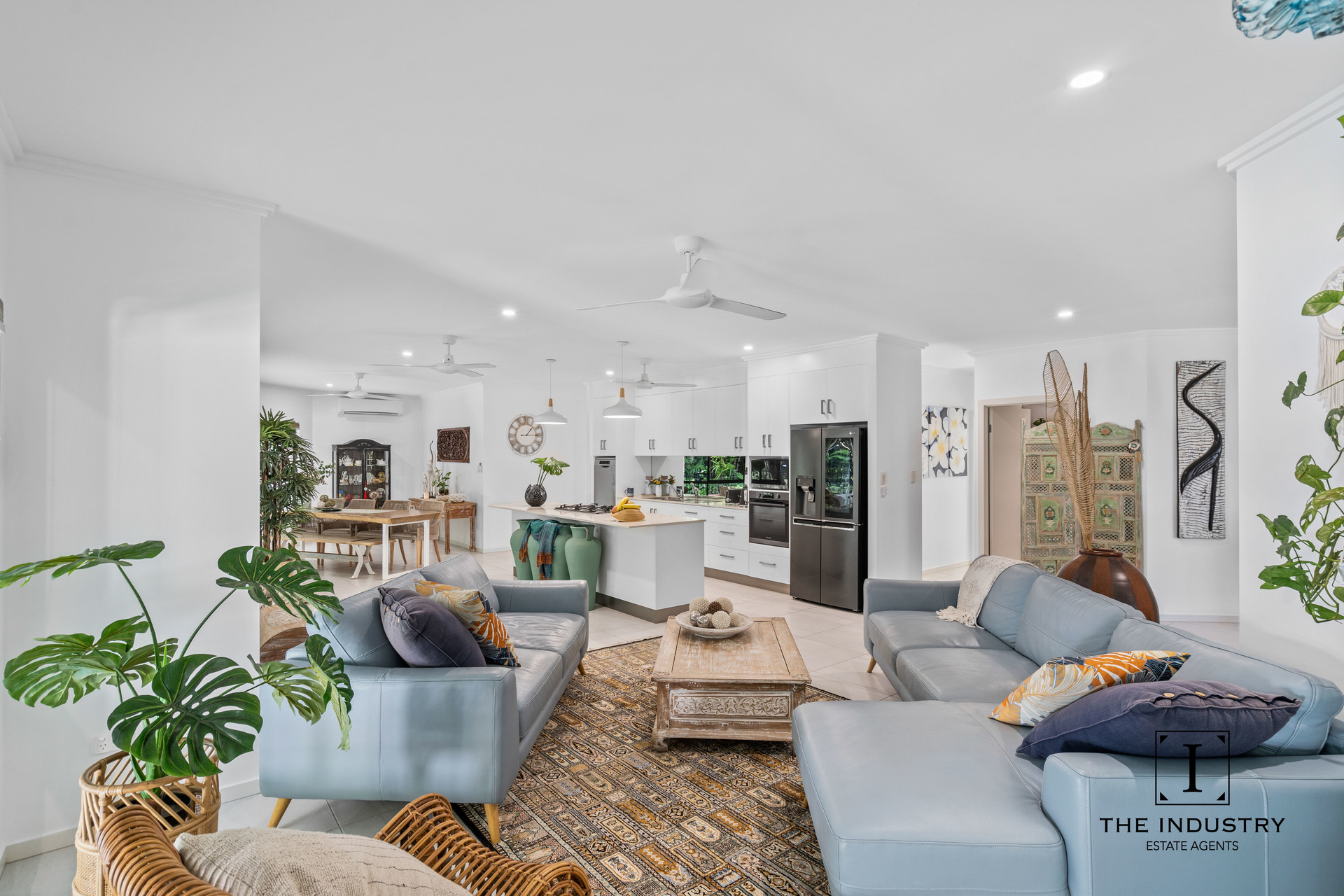 1 Flow Close, Trinity Beach, QLD 4879 AUS