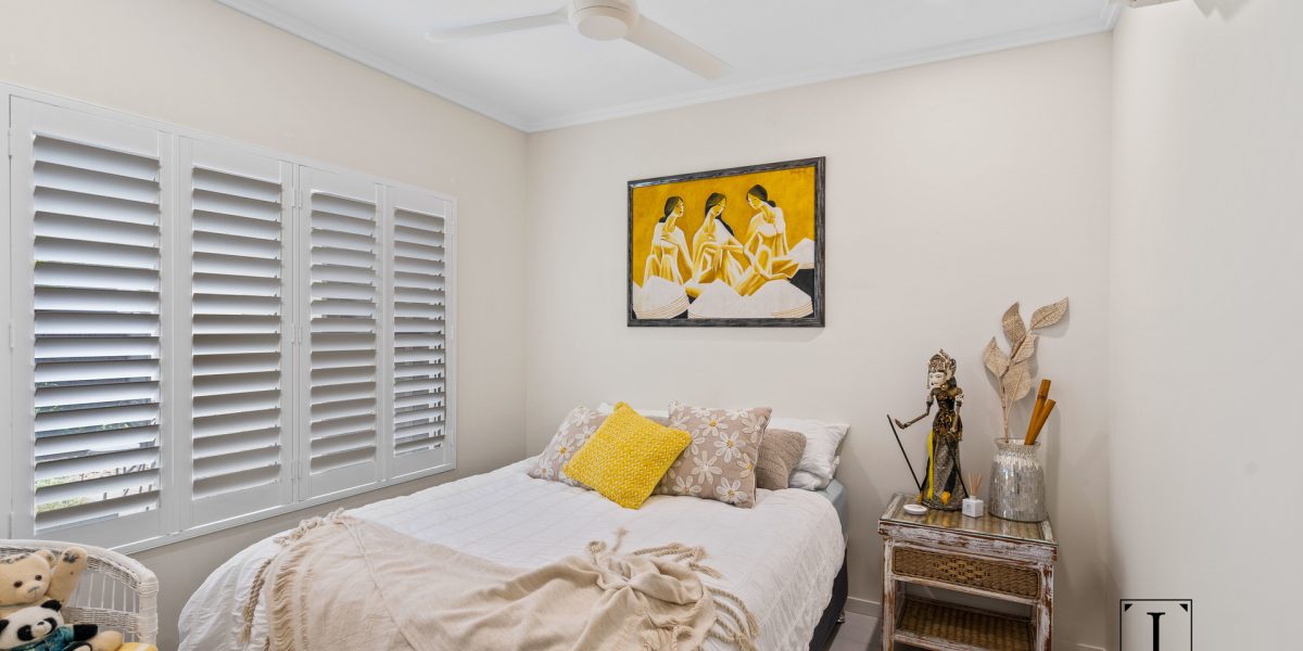 1 Flow Close, Trinity Beach, QLD 4879 AUS