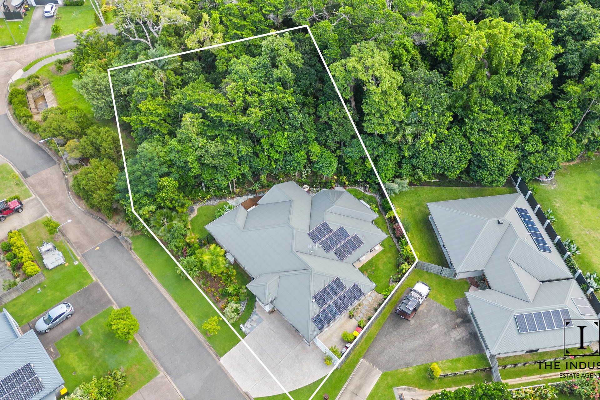 1 Flow Close, Trinity Beach, QLD 4879 AUS