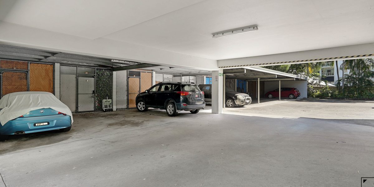 8/35-37 Sims Esplanade, Yorkeys Knob, QLD 4878 AUS