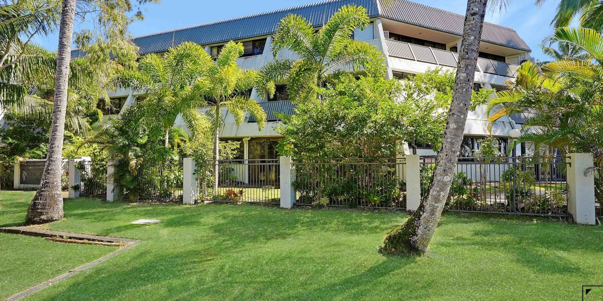 8/35-37 Sims Esplanade, Yorkeys Knob, QLD 4878 AUS