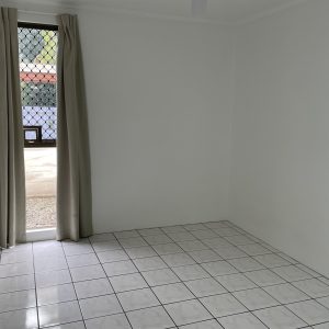 2/19 Pioneer Street, Manoora, QLD 4870 AUS