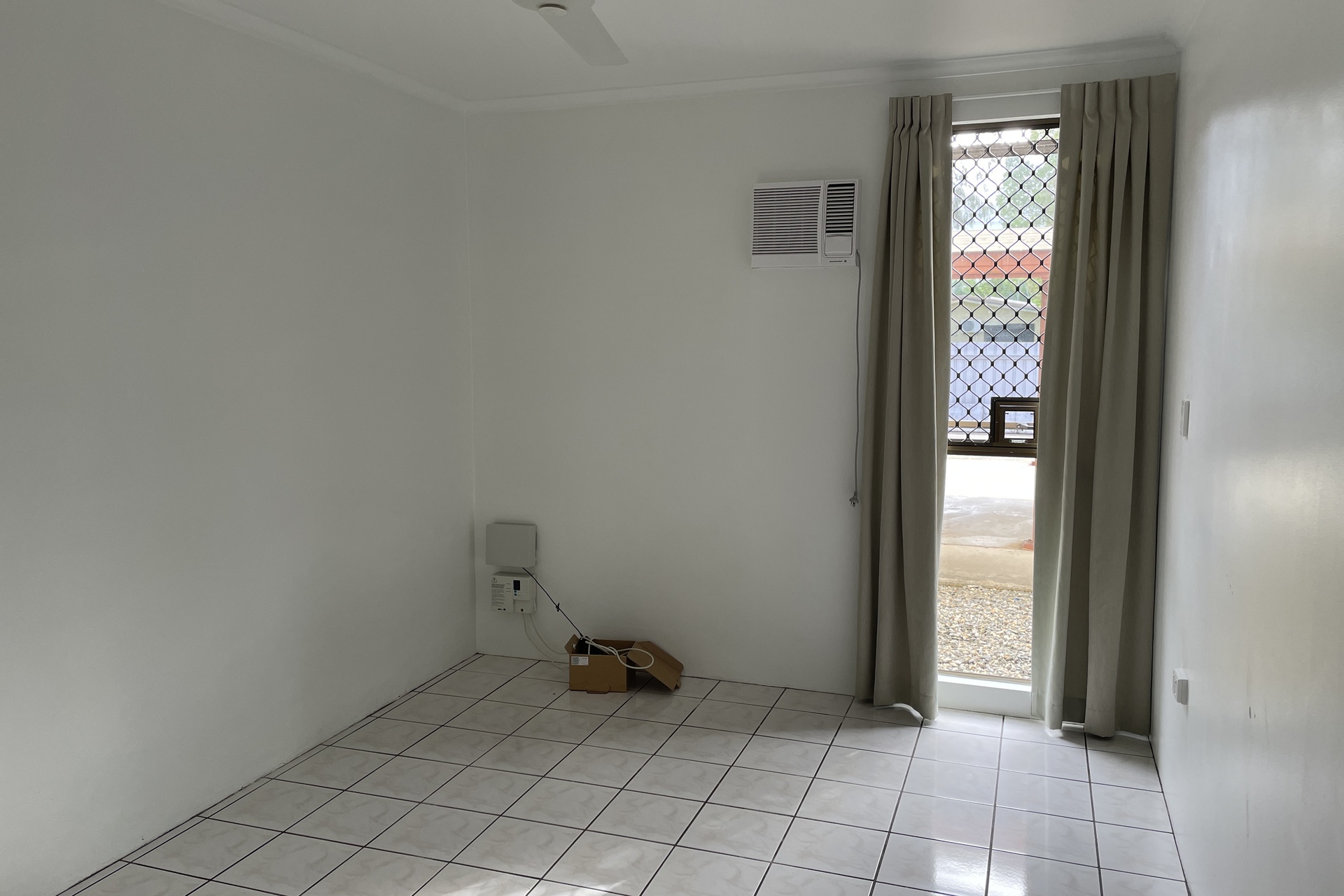 2/19 Pioneer Street, Manoora, QLD 4870 AUS