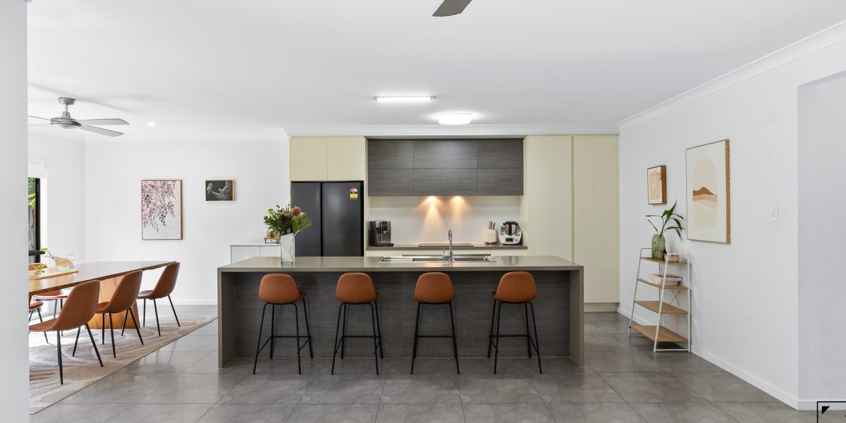 8 Lago Crescent, Mount Sheridan, QLD 4868 AUS
