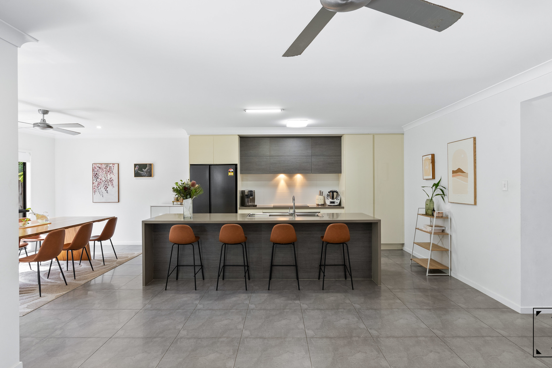 8 Lago Crescent, Mount Sheridan, QLD 4868 AUS