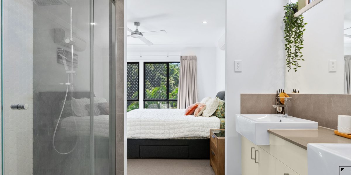 8 Lago Crescent, Mount Sheridan, QLD 4868 AUS