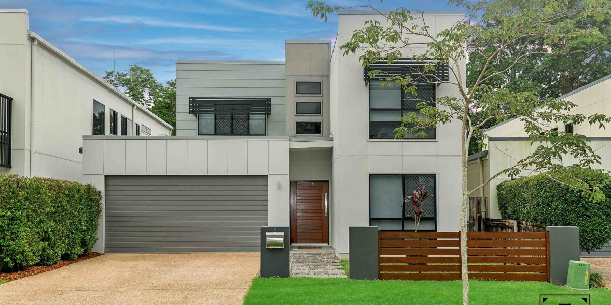 8 Lago Crescent, Mount Sheridan, QLD 4868 AUS