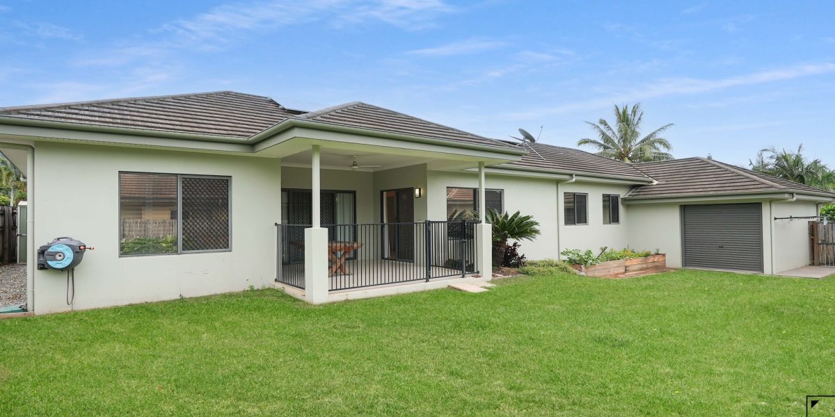 9 McAlister Avenue, Kewarra Beach, QLD 4879 AUS