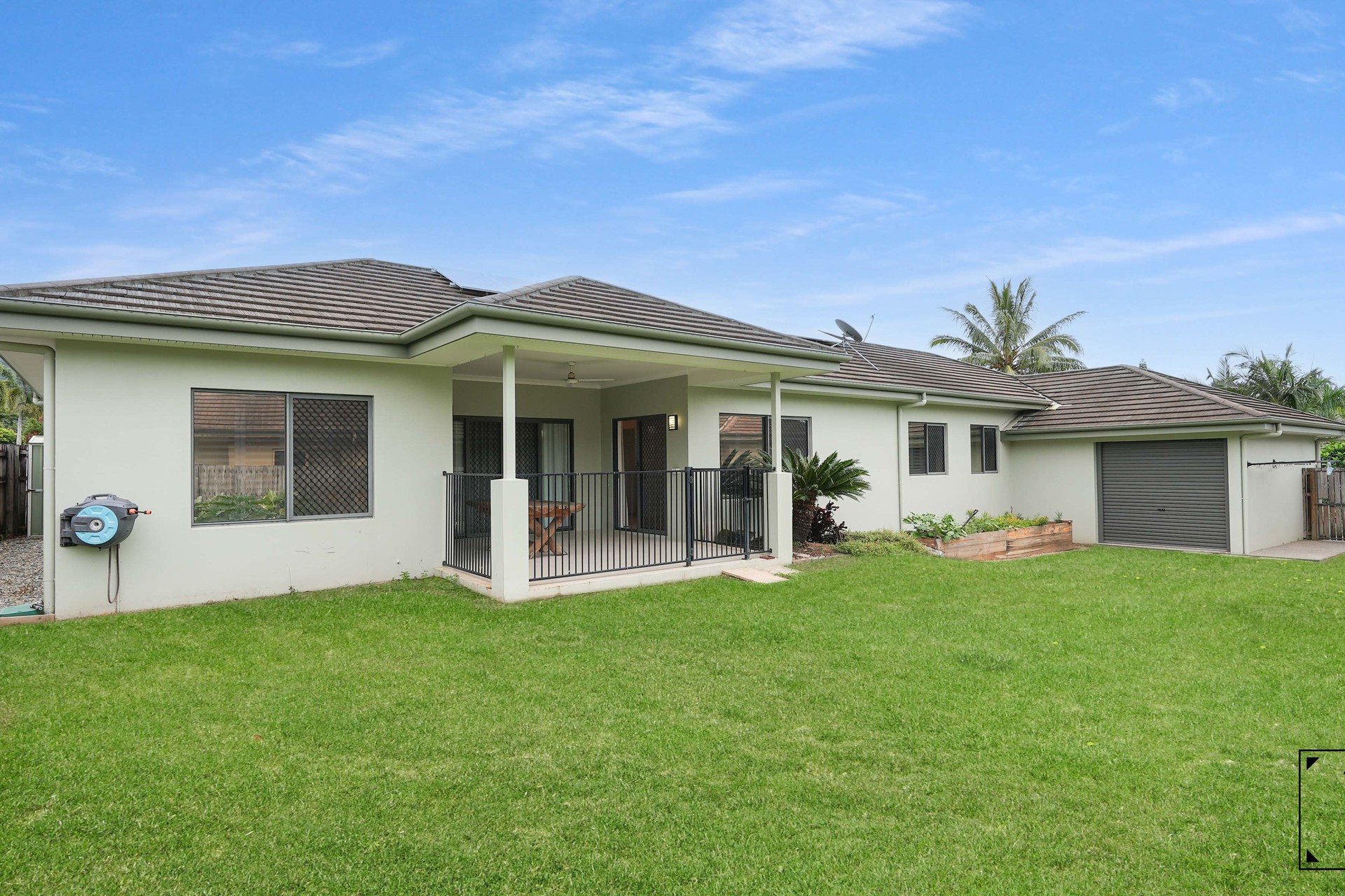 9 McAlister Avenue, Kewarra Beach, QLD 4879 AUS