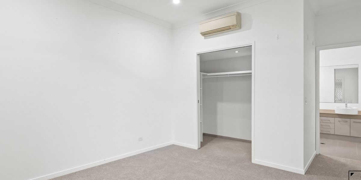 9 McAlister Avenue, Kewarra Beach, QLD 4879 AUS
