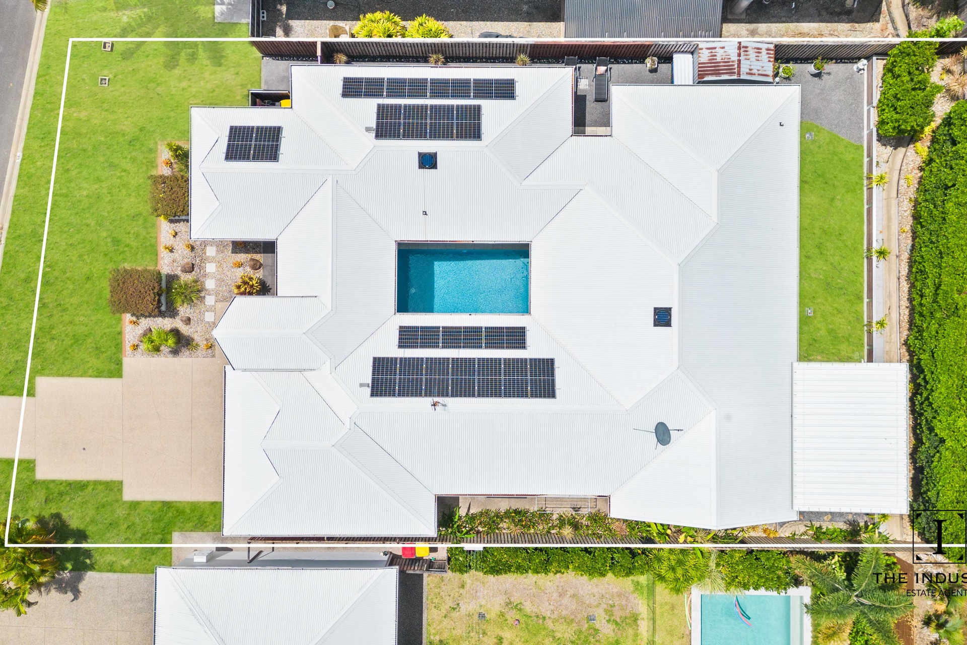 30 Lagoon Drive, Trinity Beach, QLD 4879 AUS