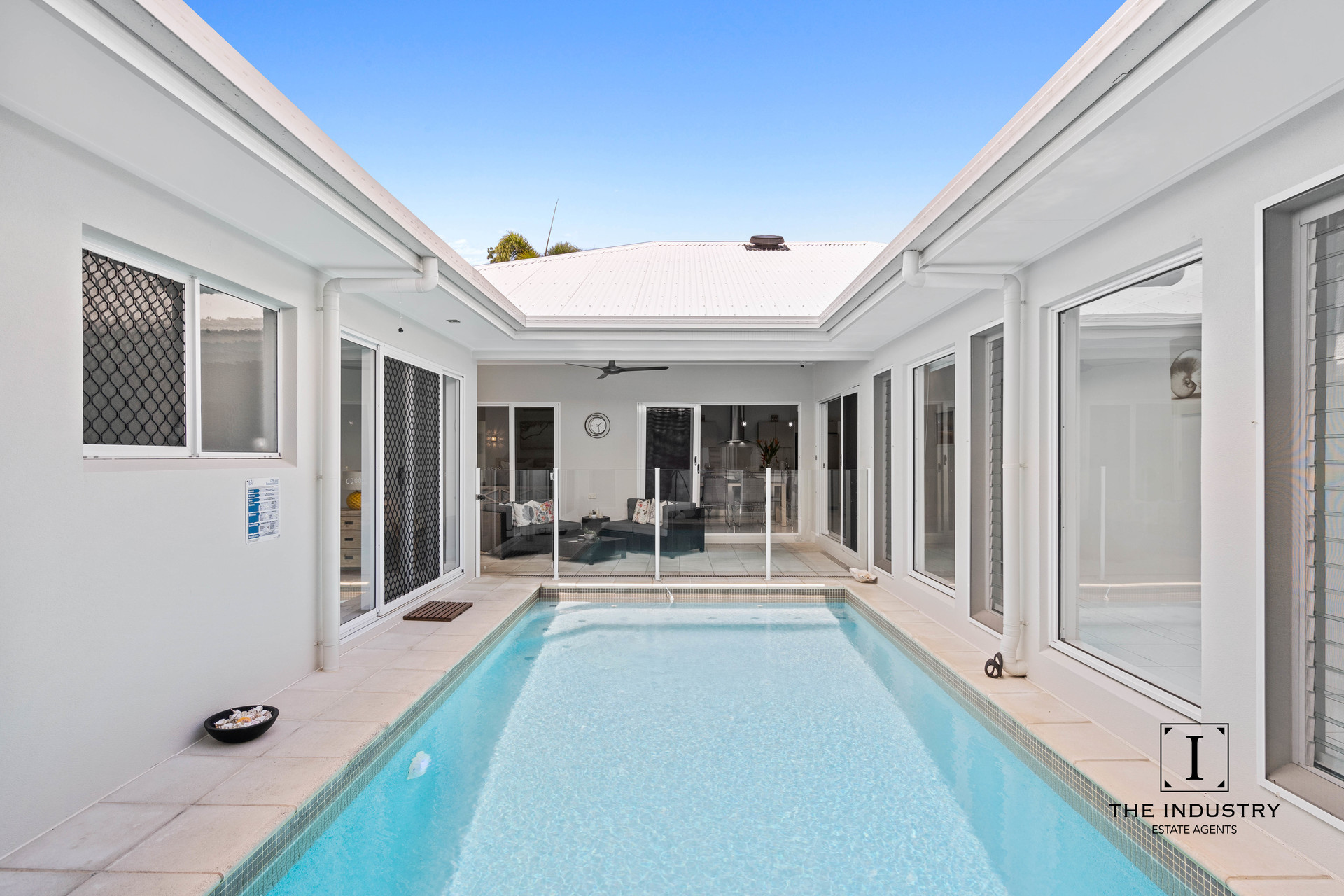 30 Lagoon Drive, Trinity Beach, QLD 4879 AUS