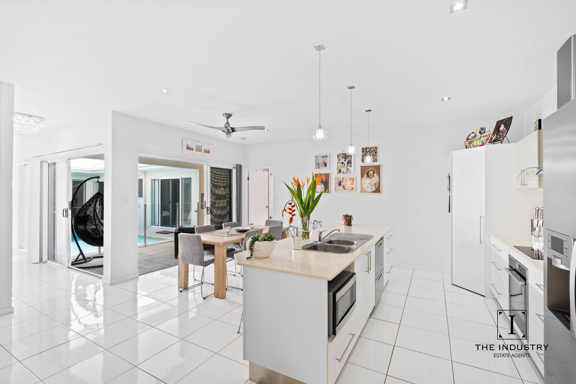 30 Lagoon Drive, Trinity Beach, QLD 4879 AUS