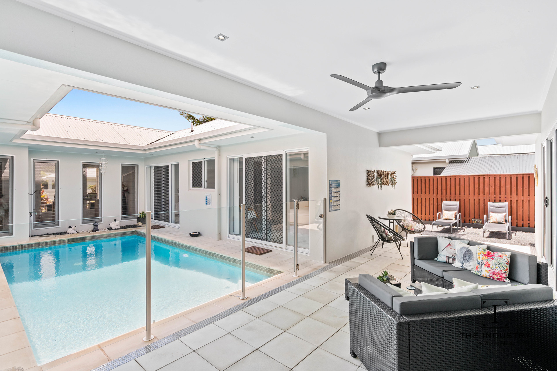30 Lagoon Drive, Trinity Beach, QLD 4879 AUS
