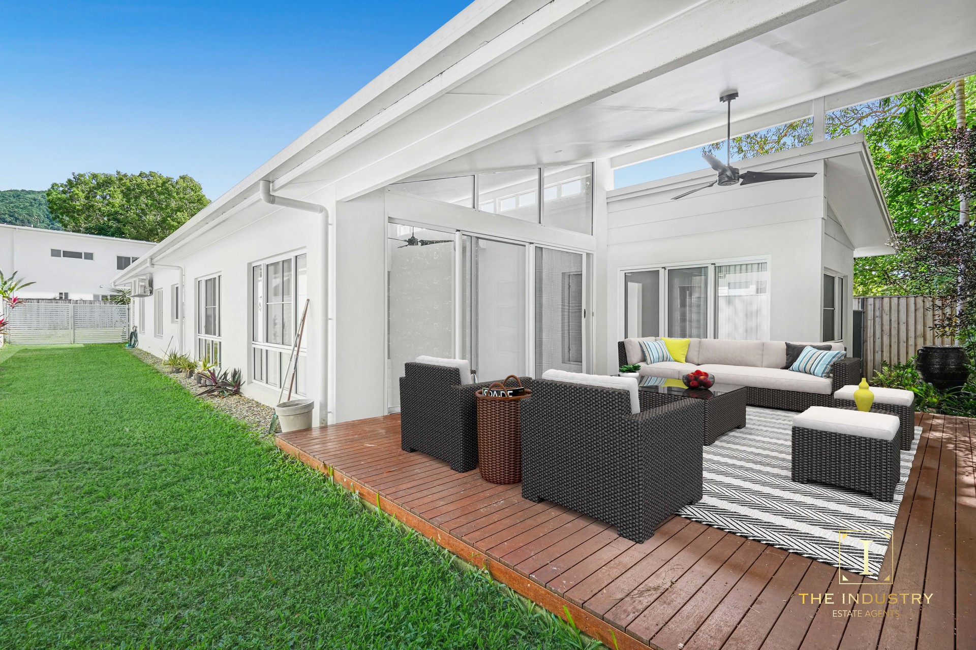 2/23-33 Upolu Esplanade, Clifton Beach, QLD 4879 AUS