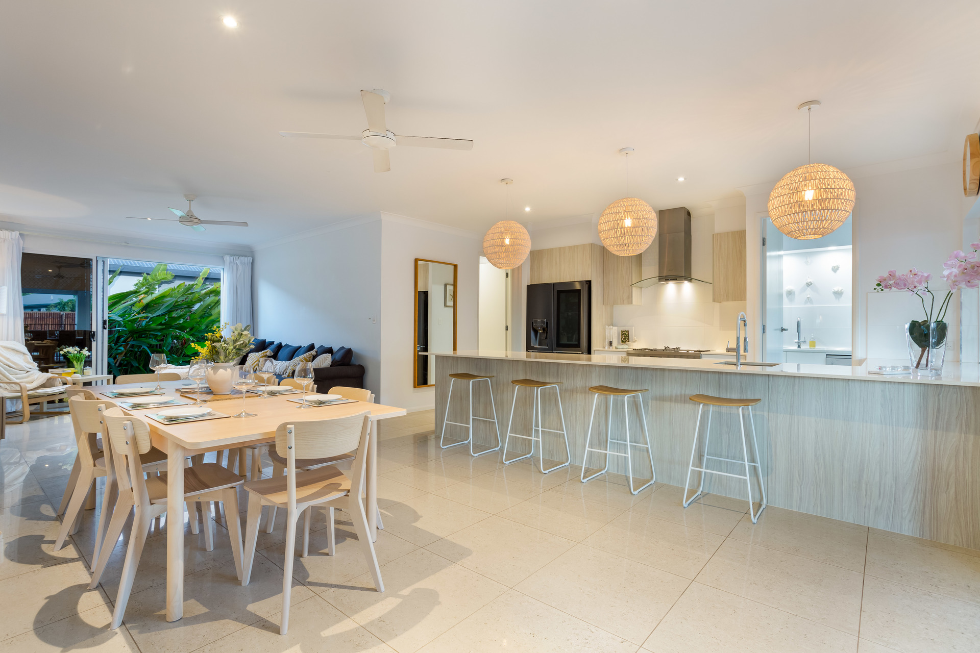 47 Seaways Street, Trinity Beach, QLD 4879 AUS