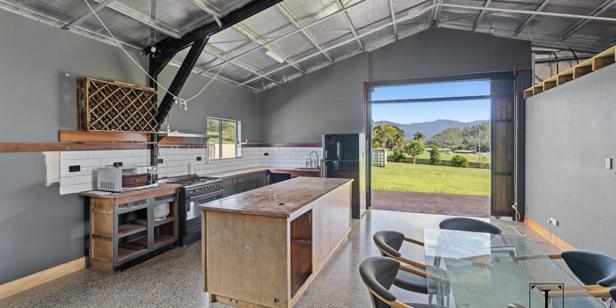 18-20 Arcidiacono Close, Goldsborough, QLD 4865 AUS