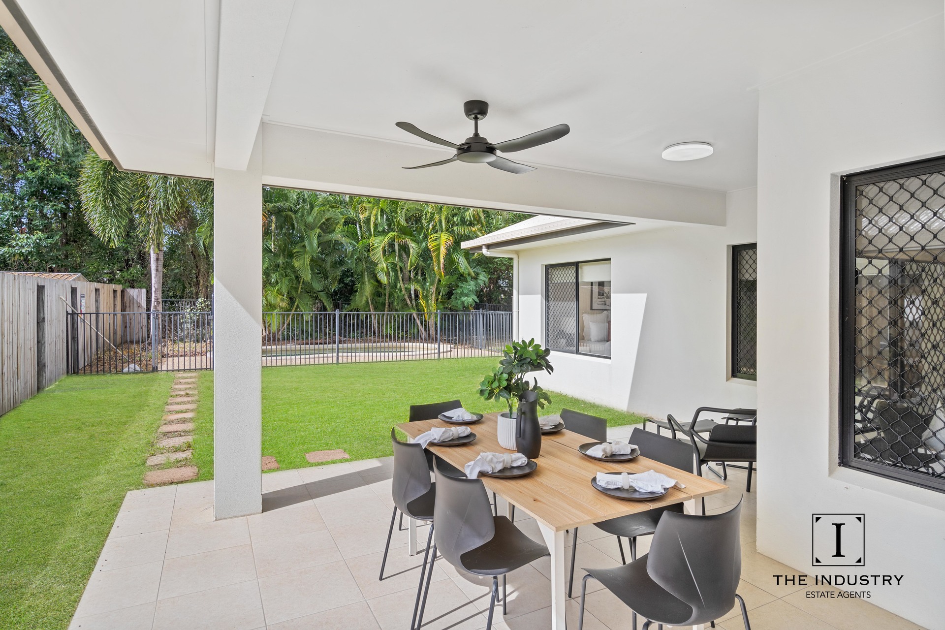 39 Quartzborough Promenade, Trinity Park, QLD 4879 AUS