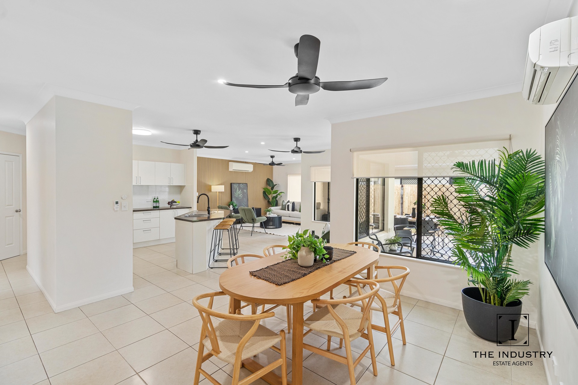 39 Quartzborough Promenade, Trinity Park, QLD 4879 AUS