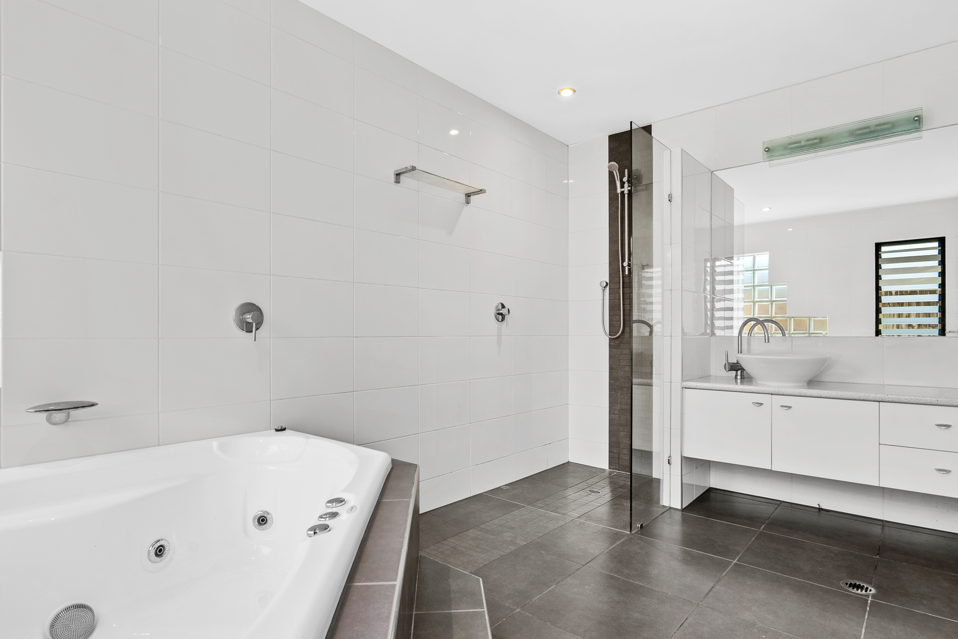 80 Harbour Drive, Trinity Park, QLD 4879 AUS