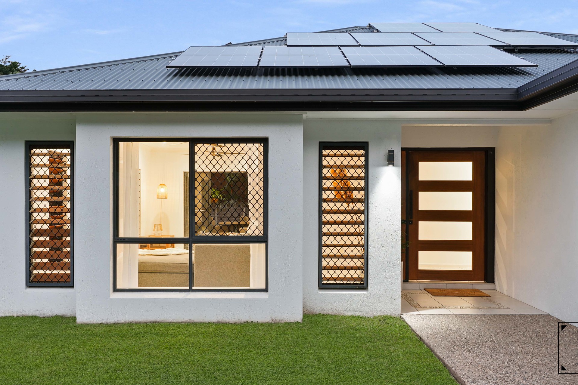 30 Hideaway Close, Palm Cove, QLD 4879 AUS