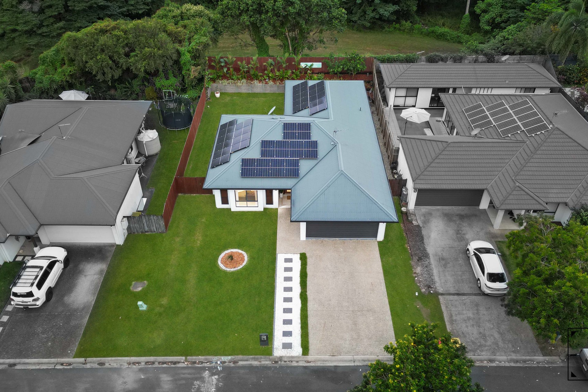 30 Hideaway Close, Palm Cove, QLD 4879 AUS