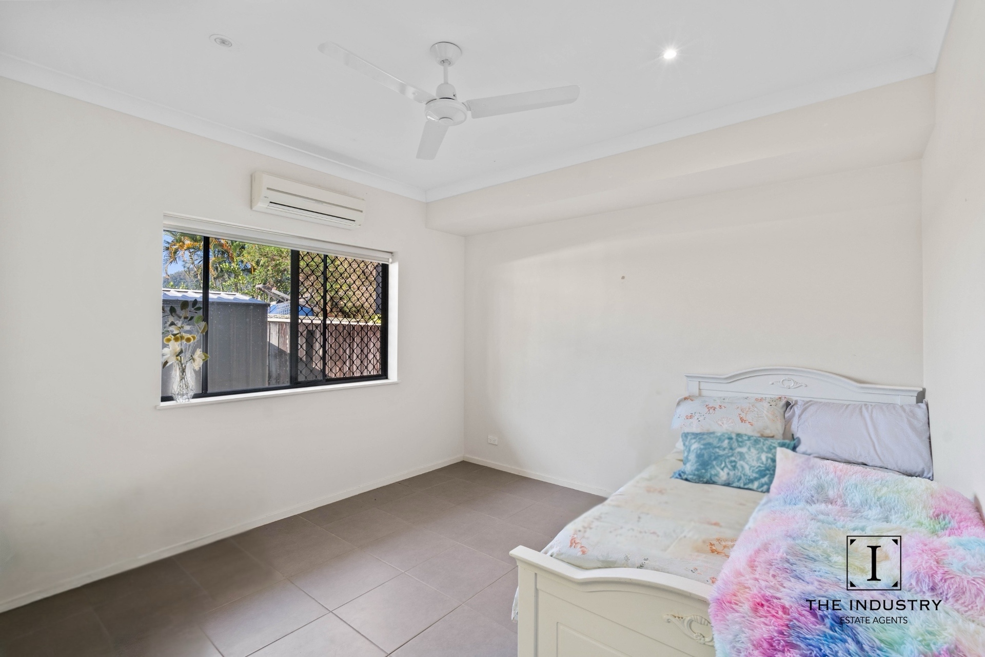 99 Walker Road, Bentley Park, QLD 4869 AUS