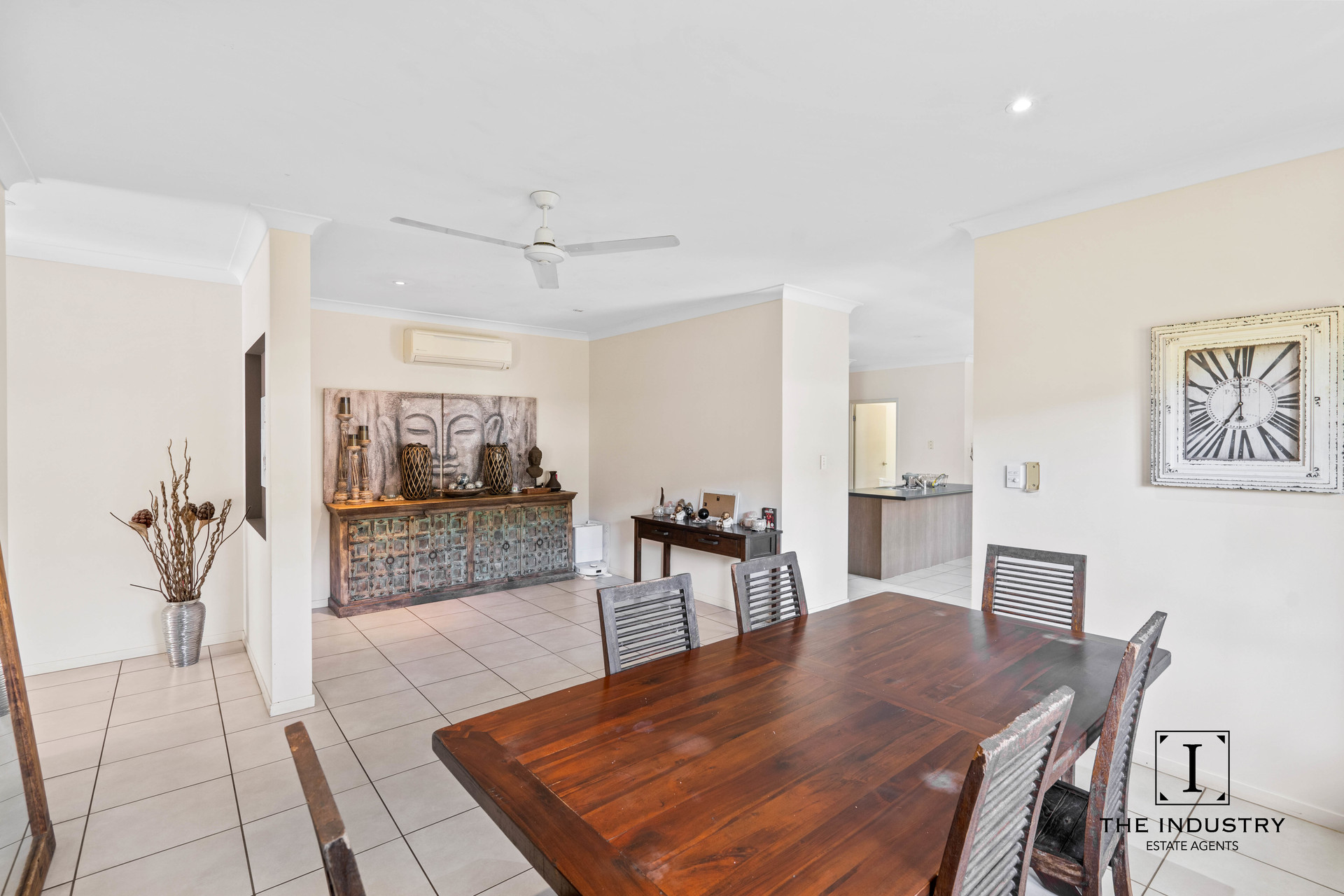 99 Walker Road, Bentley Park, QLD 4869 AUS