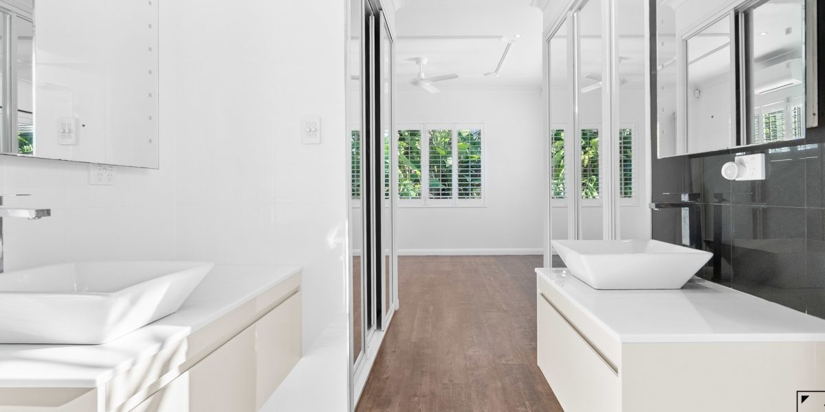 6 Parkinson Avenue, Kewarra Beach, QLD 4879 AUS