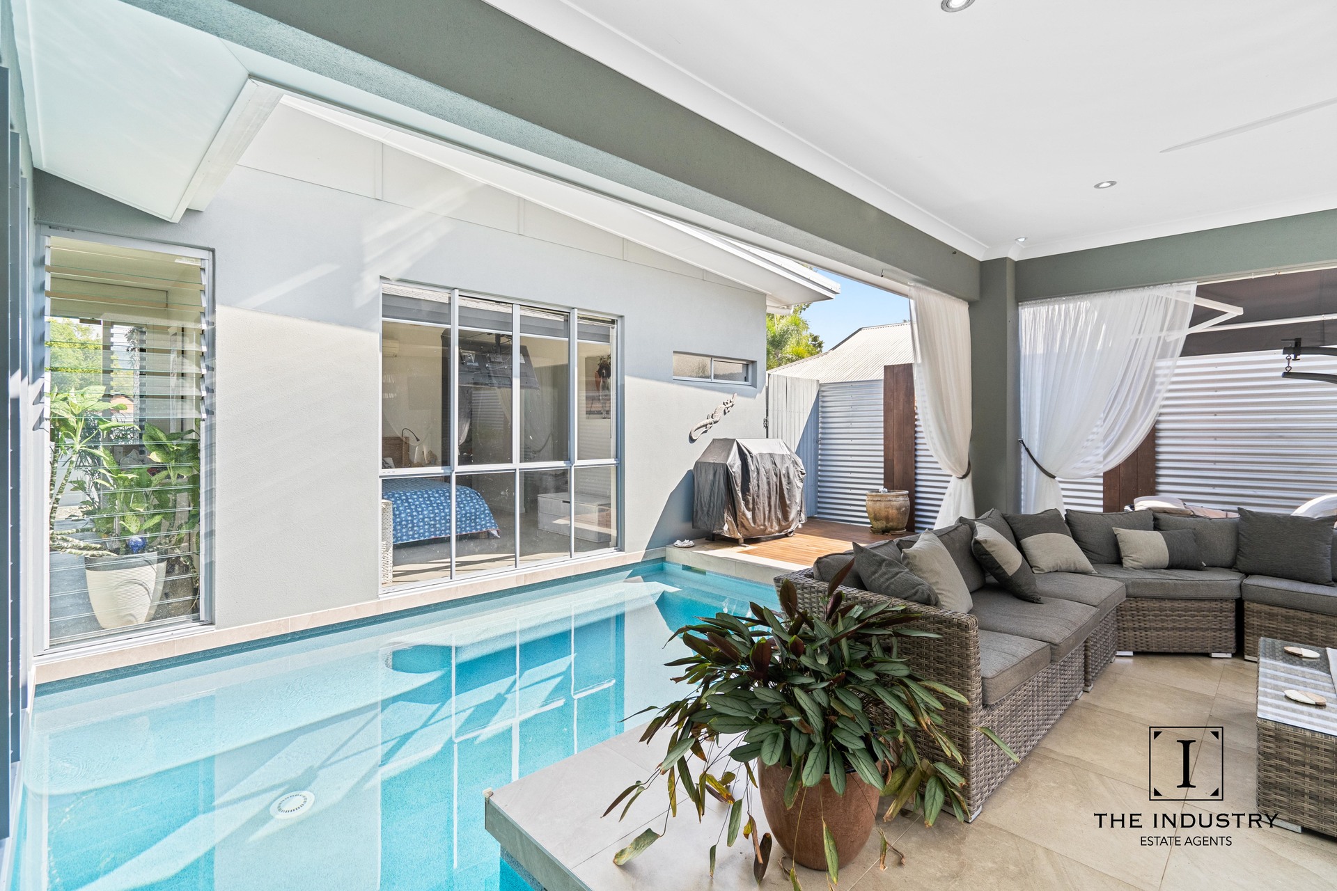 28 Lagoon Drive, Trinity Beach, QLD 4879 AUS