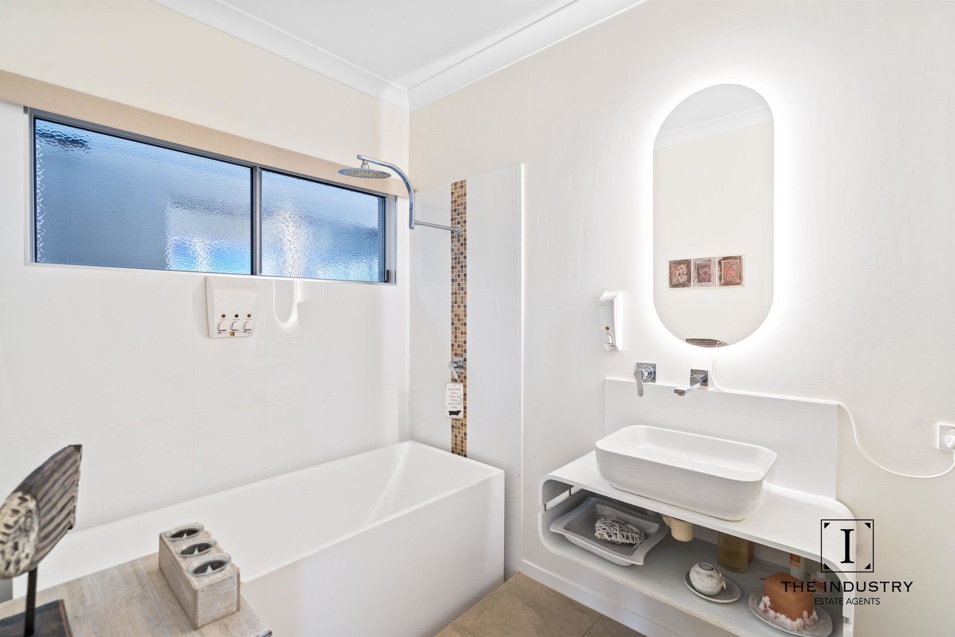 28 Lagoon Drive, Trinity Beach, QLD 4879 AUS