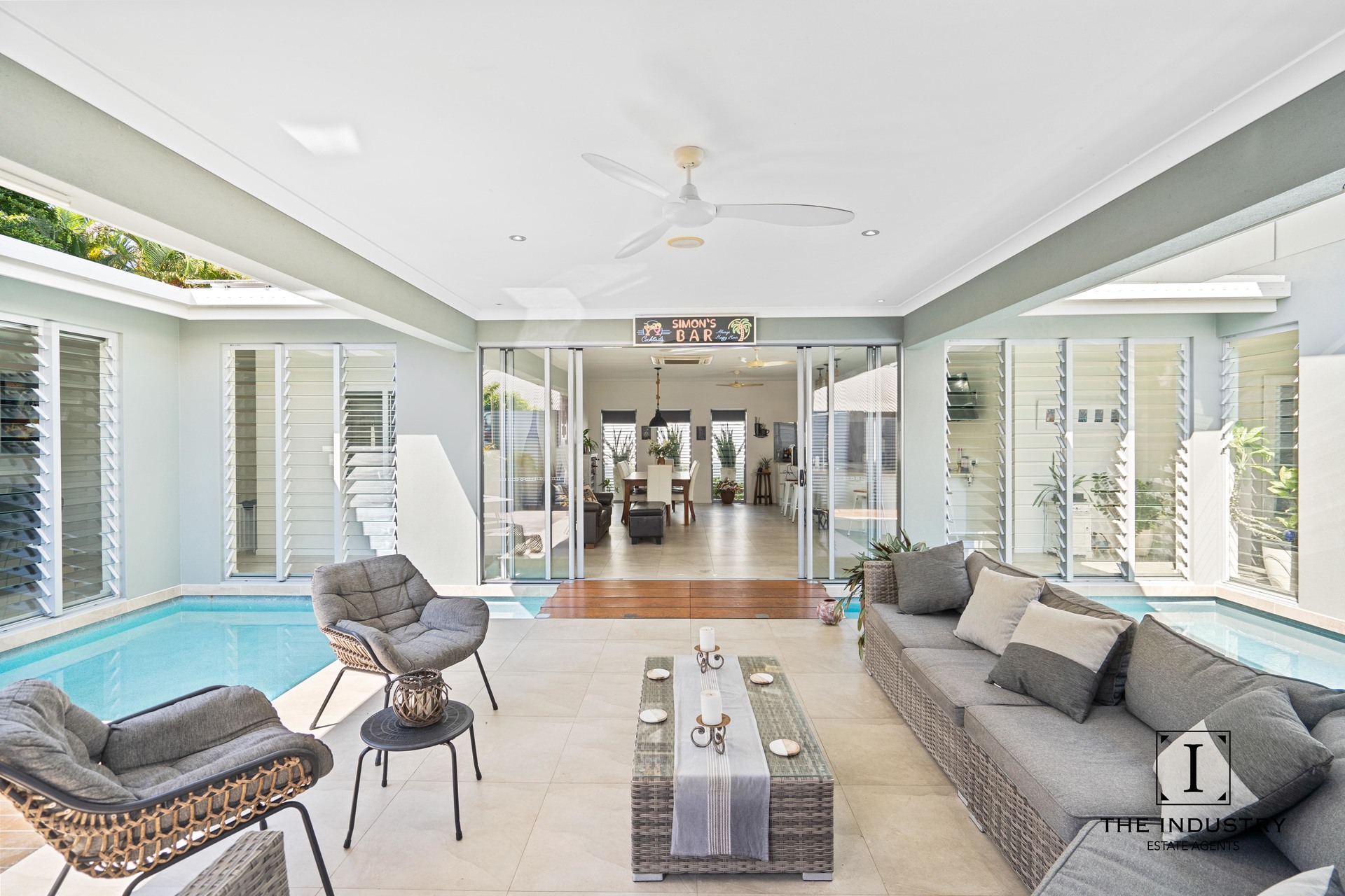 28 Lagoon Drive, Trinity Beach, QLD 4879 AUS