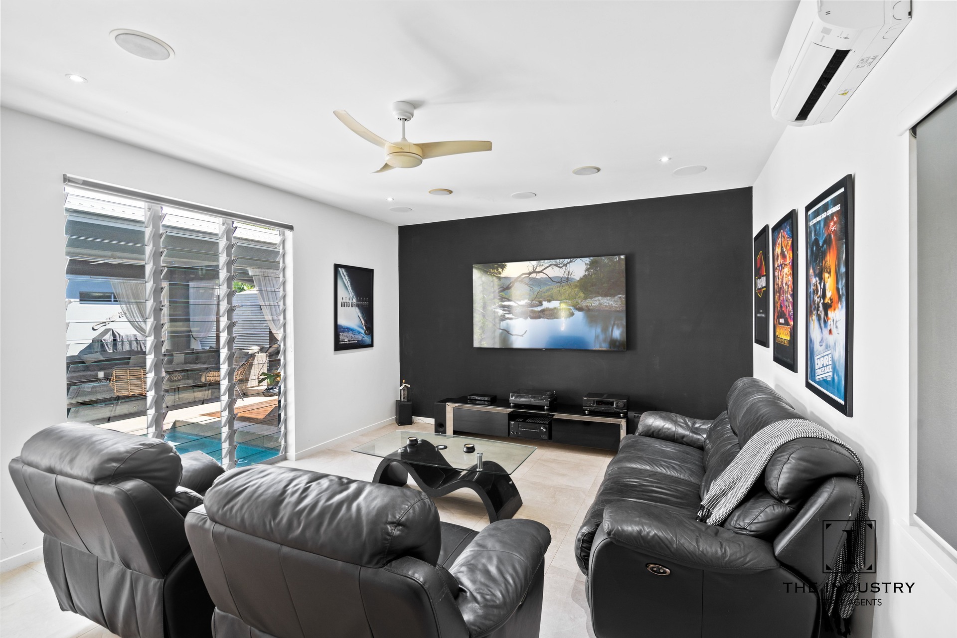 28 Lagoon Drive, Trinity Beach, QLD 4879 AUS