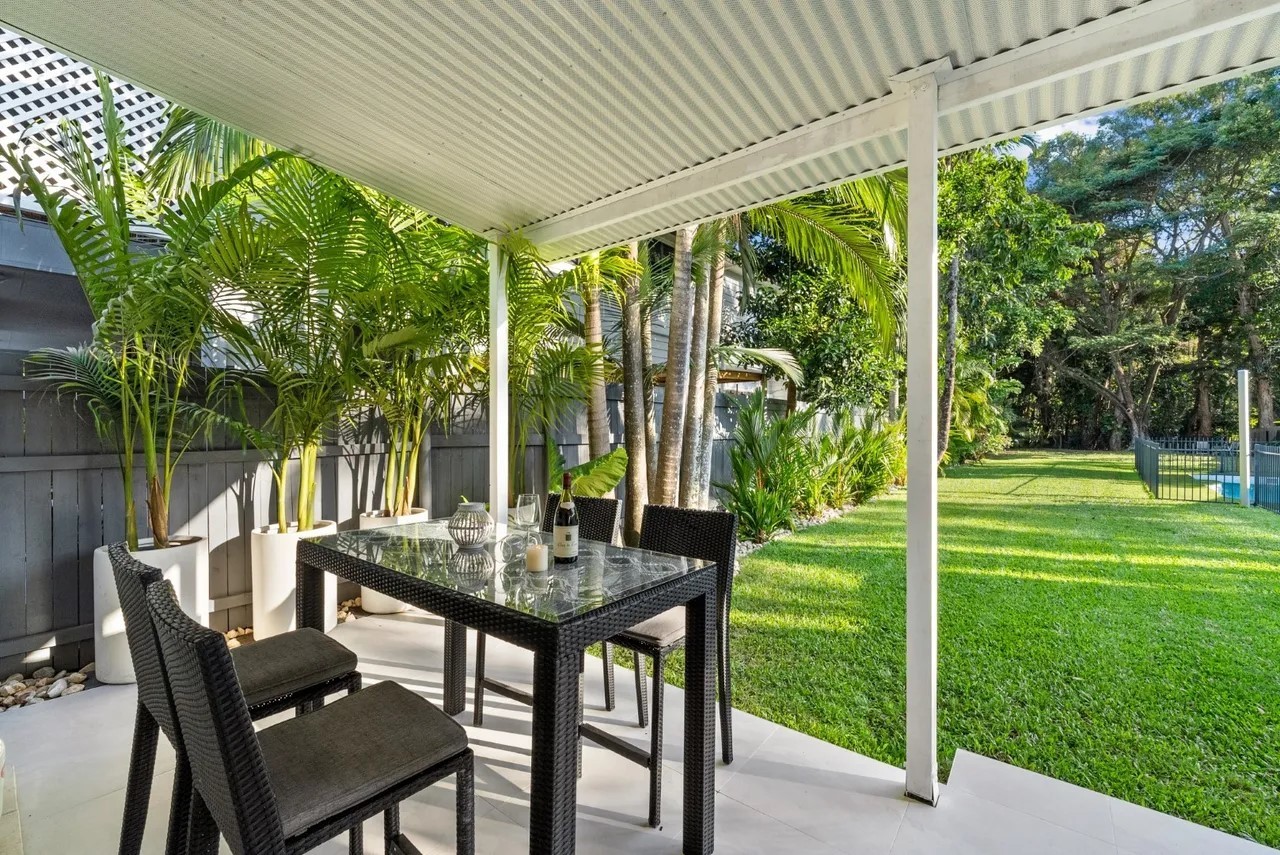 43 Arlington Esplanade, Clifton Beach, QLD 4879 AUS
