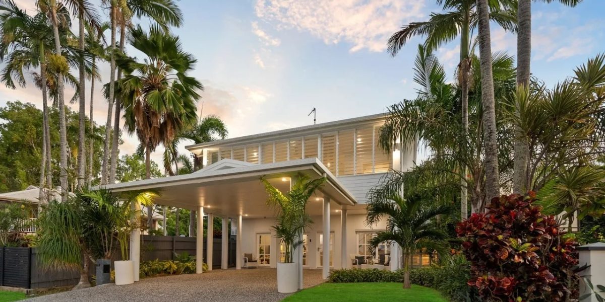 43 Arlington Esplanade, Clifton Beach, QLD 4879 AUS