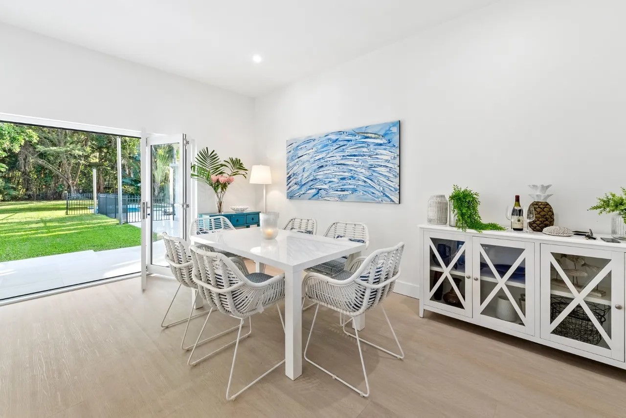 43 Arlington Esplanade, Clifton Beach, QLD 4879 AUS