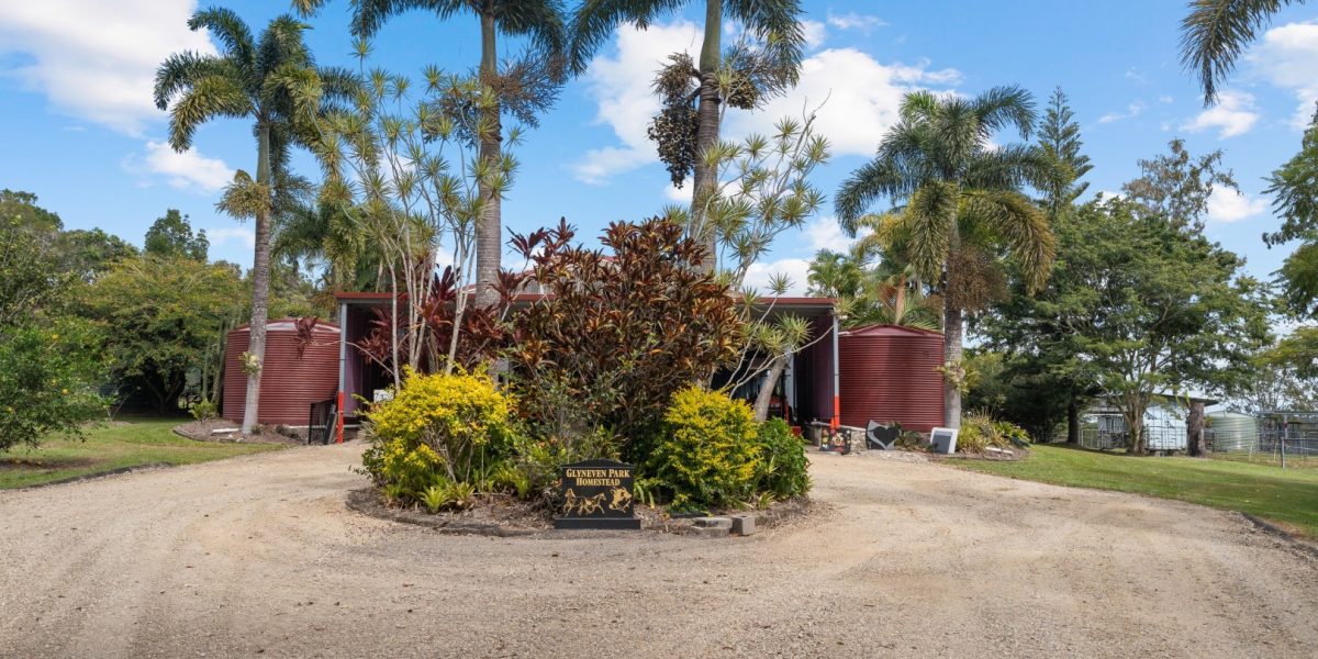 90 Stoney Creek Road, Speewah, QLD 4881 AUS