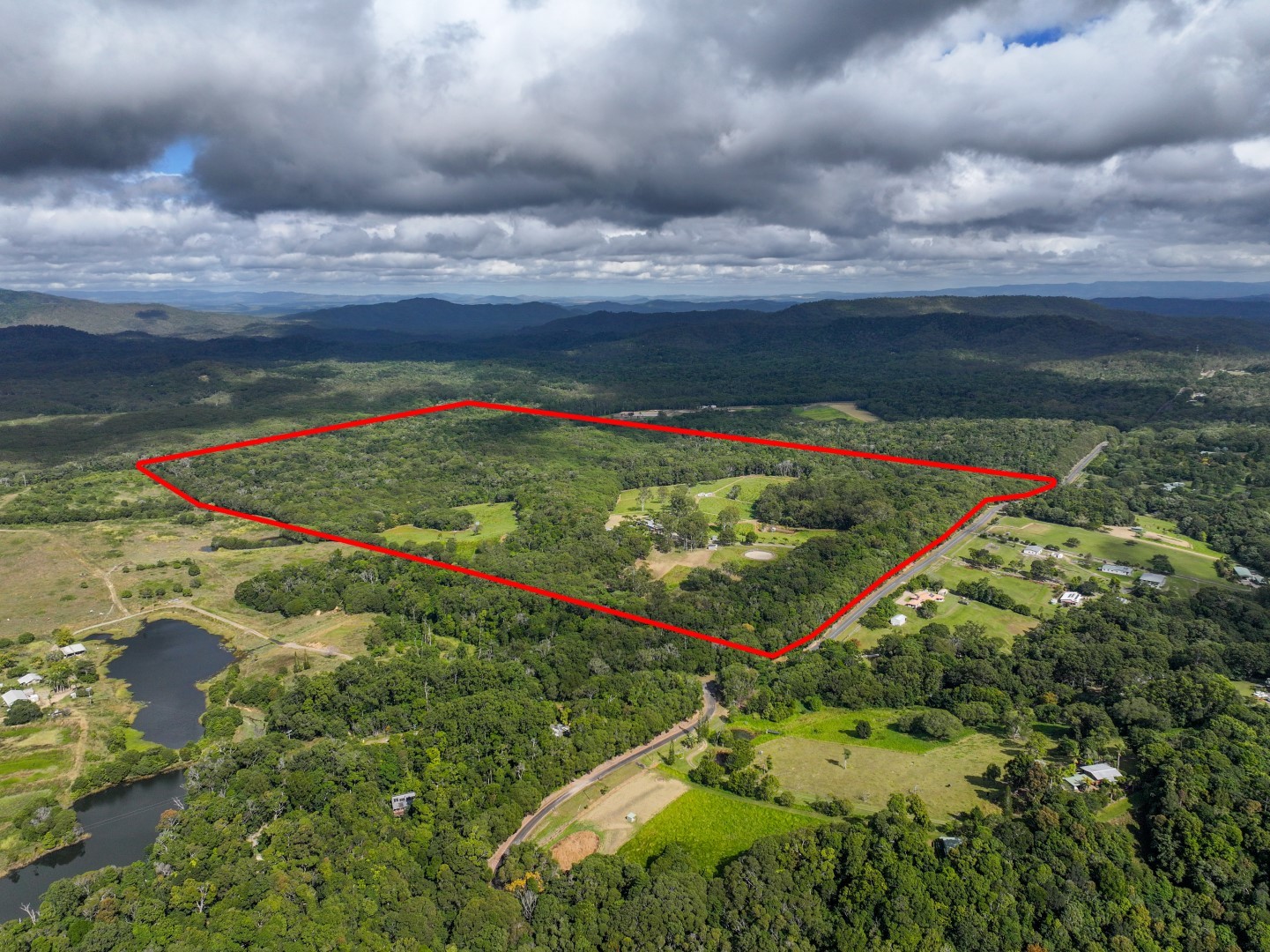 90 Stoney Creek Road, Speewah, QLD 4881 AUS