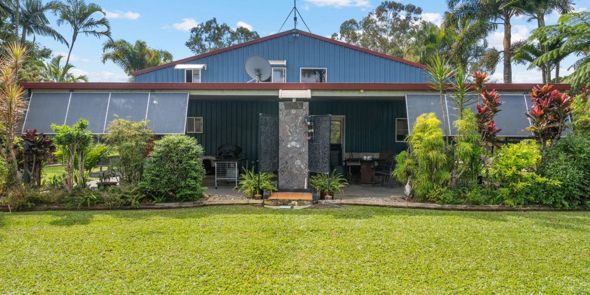 90 Stoney Creek Road, Speewah, QLD 4881 AUS