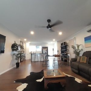 6 Davis Close, Manoora, QLD 4870 AUS