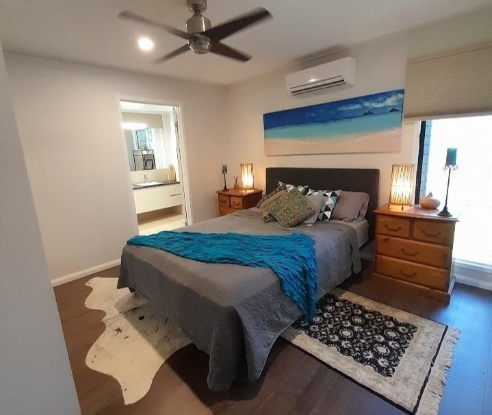 6 Davis Close, Manoora, QLD 4870 AUS