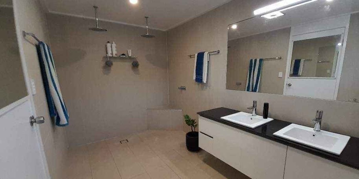 6 Davis Close, Manoora, QLD 4870 AUS