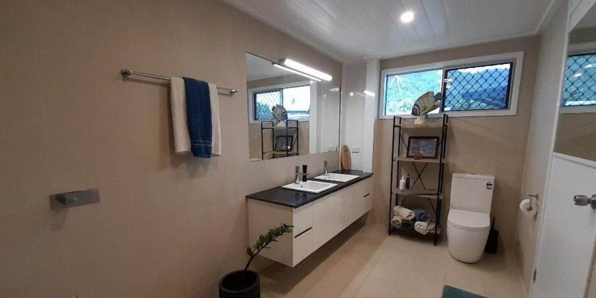 6 Davis Close, Manoora, QLD 4870 AUS