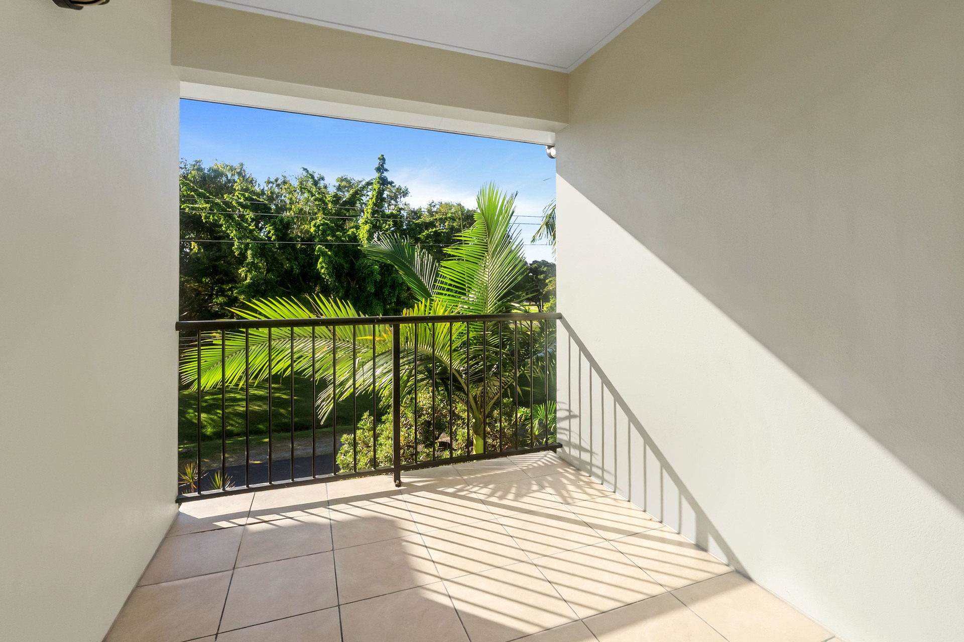 8/47-49 McCormack Street, Manunda, QLD 4870 AUS